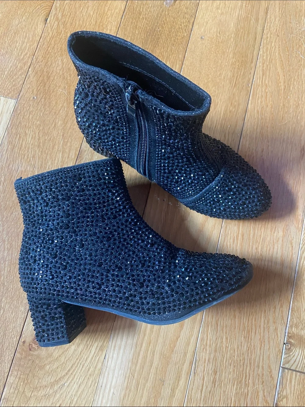 Little kids sparkly boots